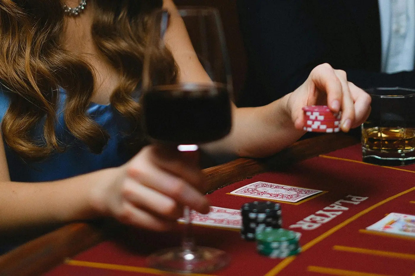 Tournoi poker entreprise à Paris avec table professionnelle par L'As du Casino